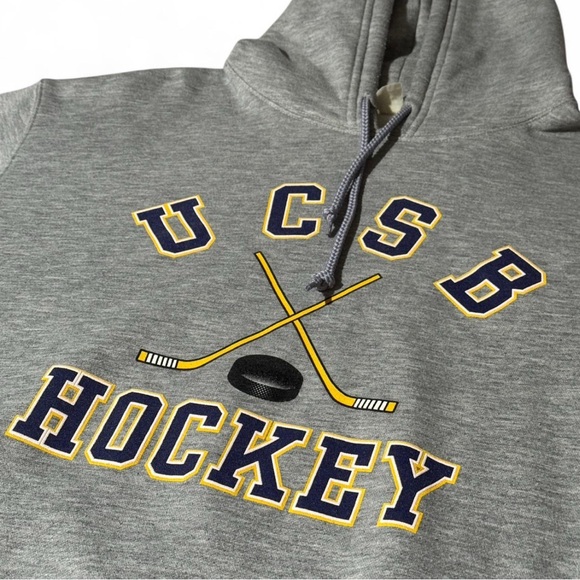 University of California UCSB Hockey Gray Men's Hoodie Sweatshirt - Picture 5 of 8